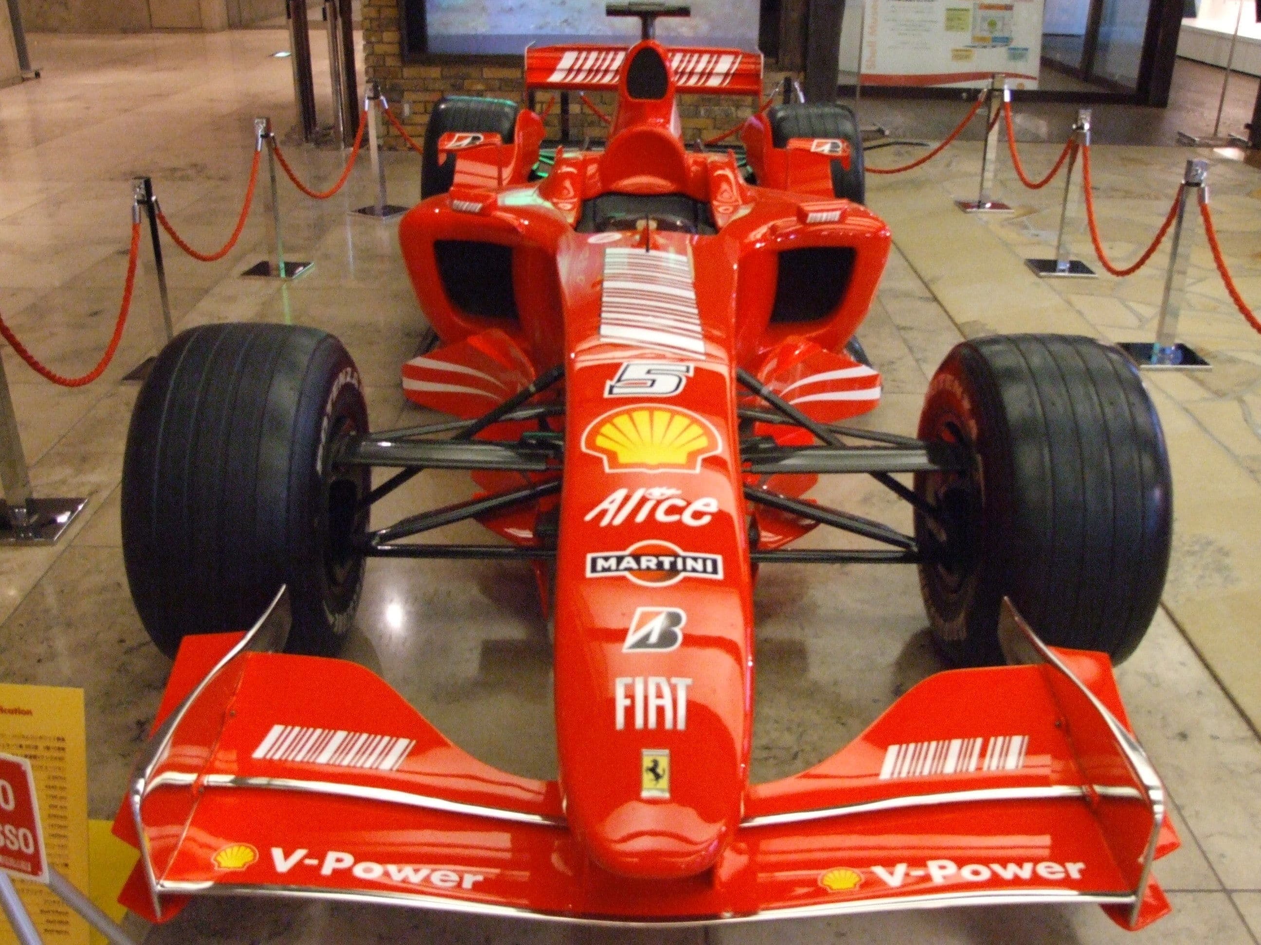 マテル 1/18 Ｍ．シューマッハ フェラーリ F2004 “04オーストラリアGP
