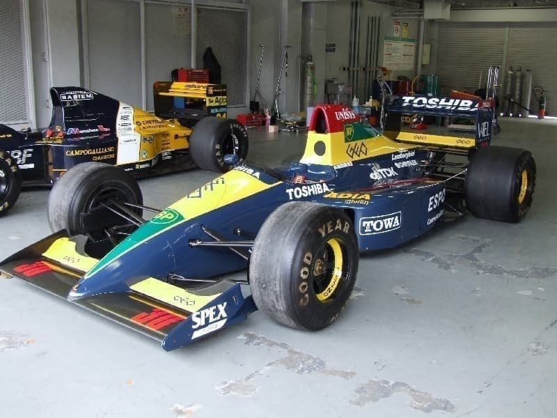 LARROUSSE LAMBORGHINI LOLA LC90