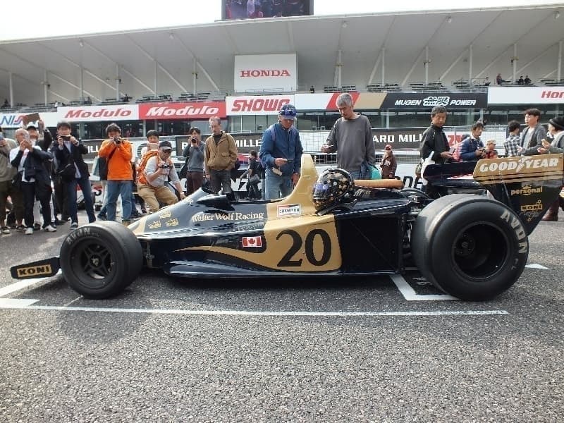 ウルフWR1フォード