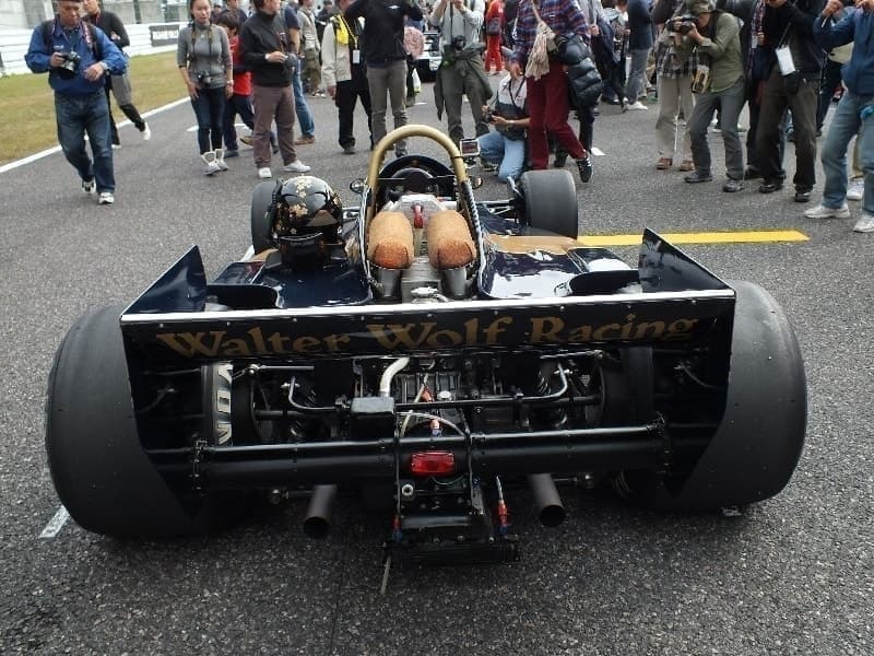 ウルフWR1フォード