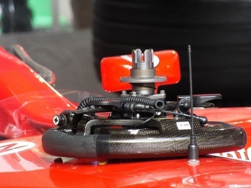 F2003-GAのステアリング