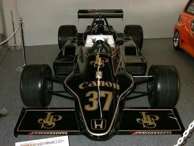 マーチホンダ 812