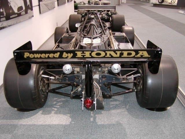 マーチホンダ 812