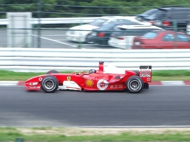 フェラーリ F2004