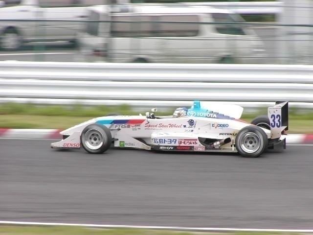 ローラ童夢F106/03・トムス