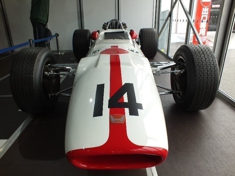 ＨＯＮＤＡ　ＲＡ３００