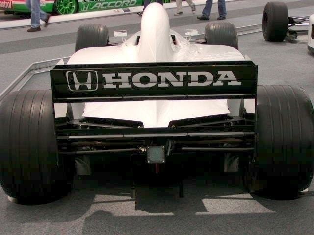 HONDA RA099