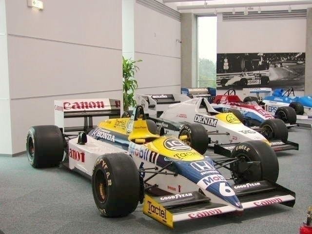 ウィリアムズホンダFW11