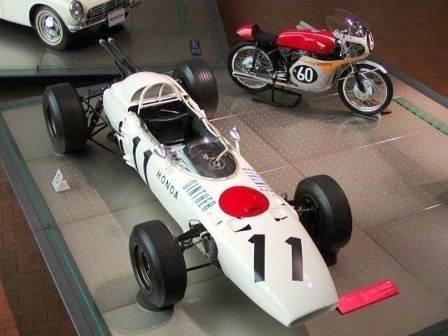 HONDA RA272