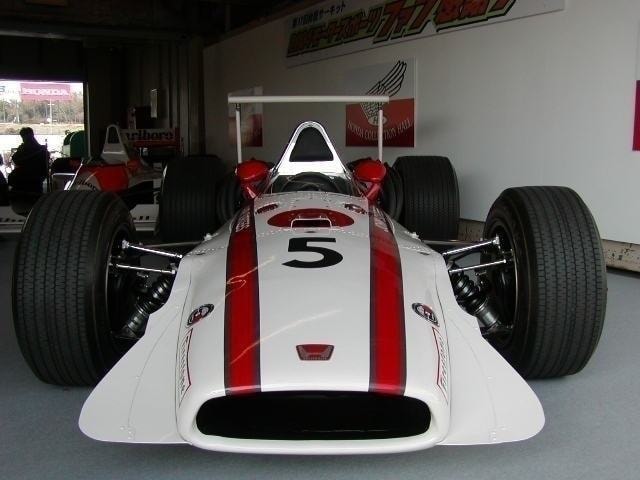 HONDA RA301