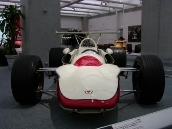 ＨＯＮＤＡ　ＲＡ３０２