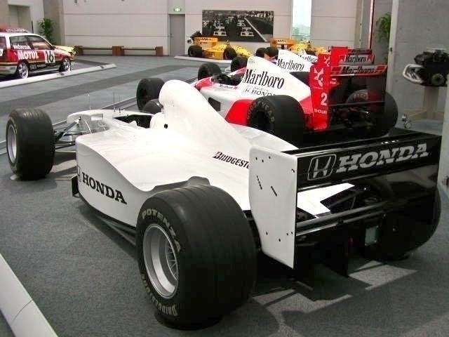 ＨＯＮＤＡ　ＲＡ０９９