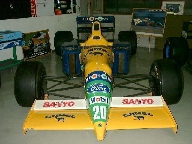 ベネトンフォードB190