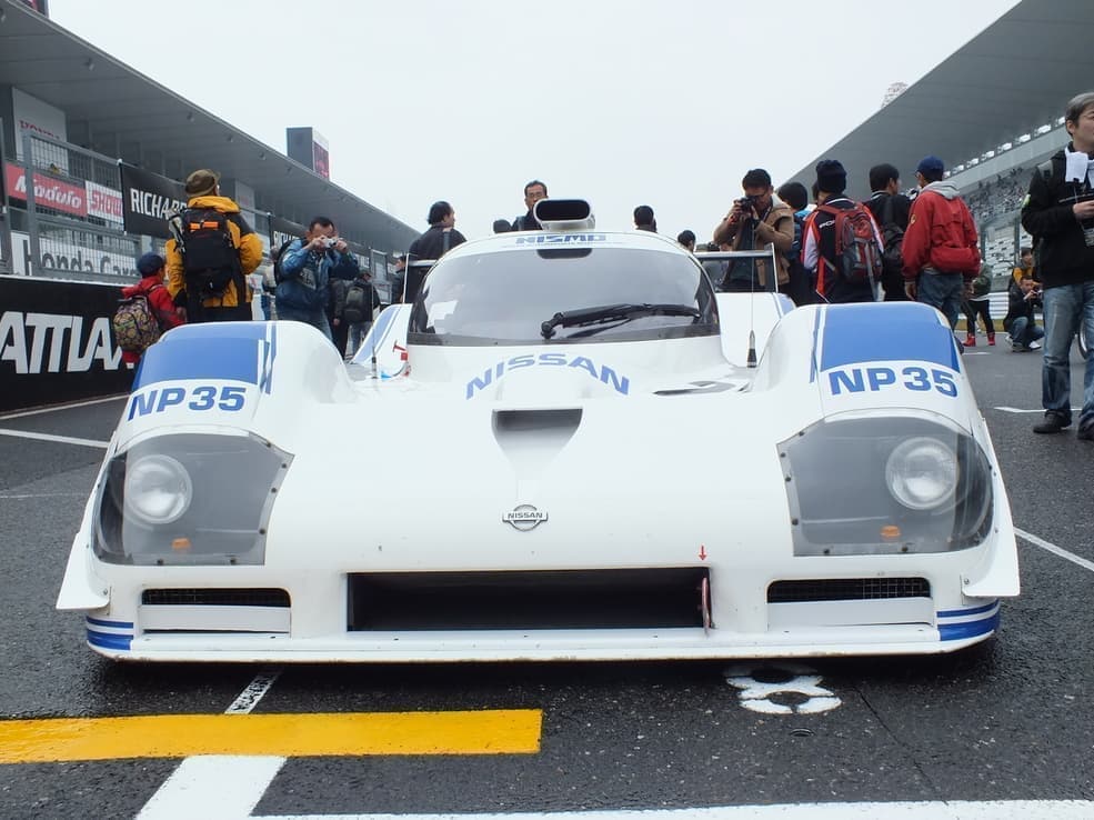 ニッサンNP35