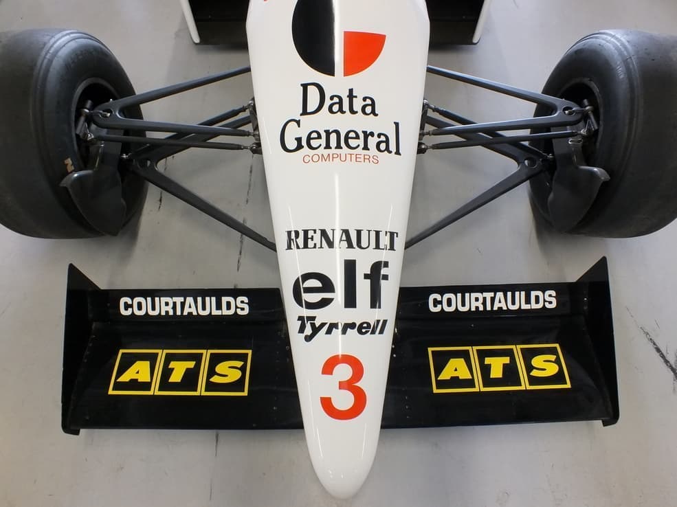 ティレル015ルノー