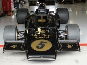 LOTUS 72E