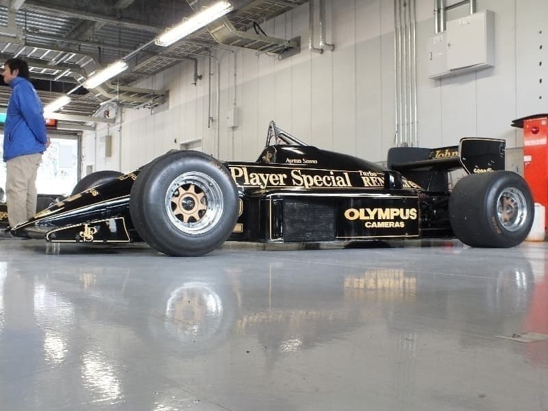 ＬＯＴＵＳ　ＲＥＮＡＵＬＴ　９７Ｔ