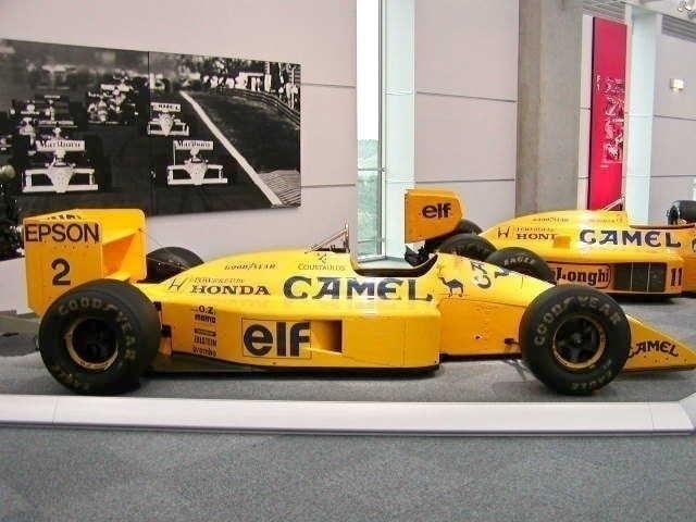 ＬＯＴＵＳ ＨＯＮＤＡ １００Ｔ