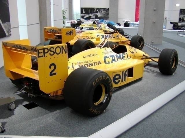 ＬＯＴＵＳ ＨＯＮＤＡ １００Ｔ